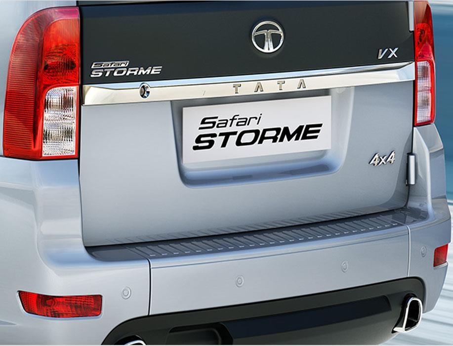 Tata Storme Features
